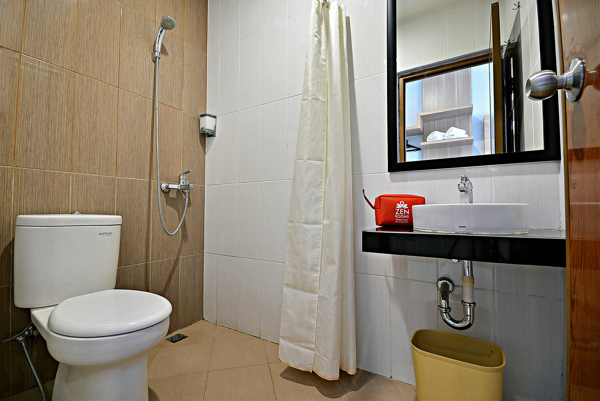Zen Rooms Cipete Safin Inn Cilandak Kültér fotó