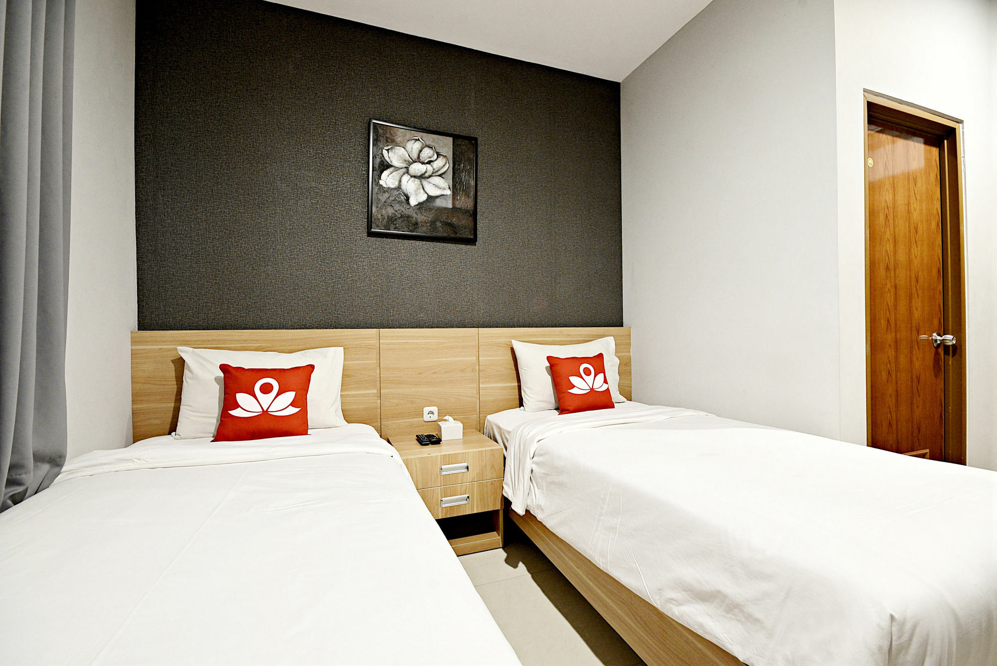 Zen Rooms Cipete Safin Inn Cilandak Kültér fotó